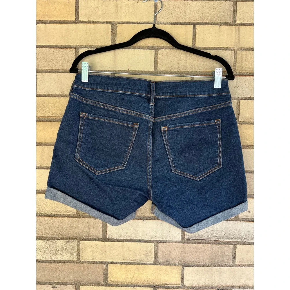 Old Navy Womens Dark Wash Cuffed Denim Jean Shorts Size 6 - Picture 3 of 4